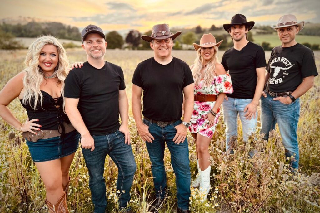 Country Music Tribute Night